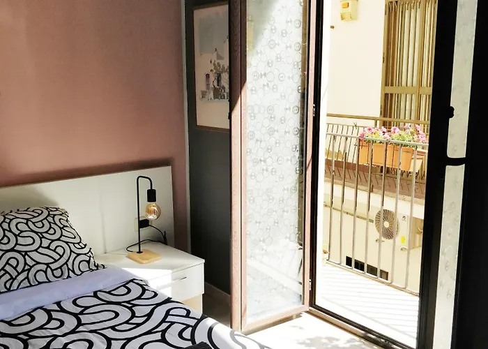 Kalos בית הארחה