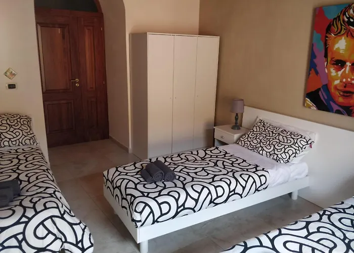 Kalos בית הארחה